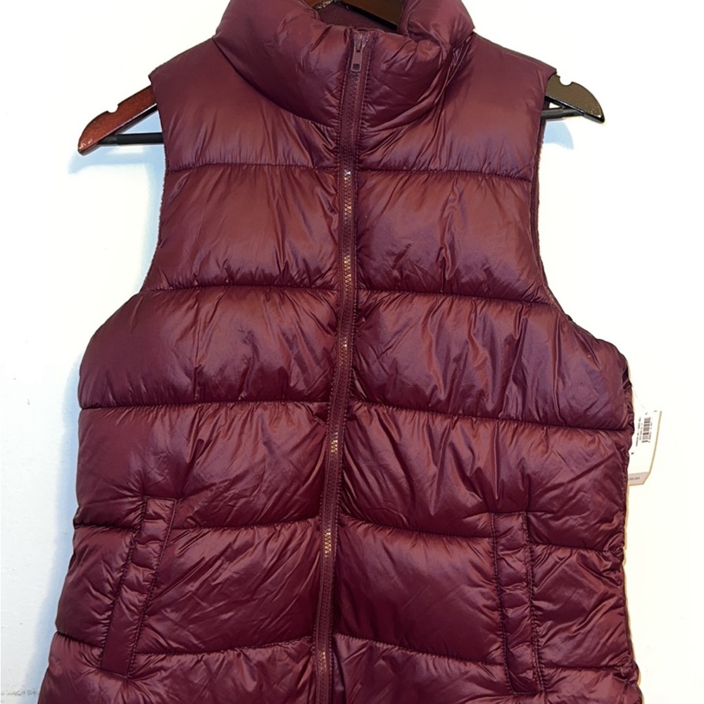 Women's Puffer Vest - Burgundy